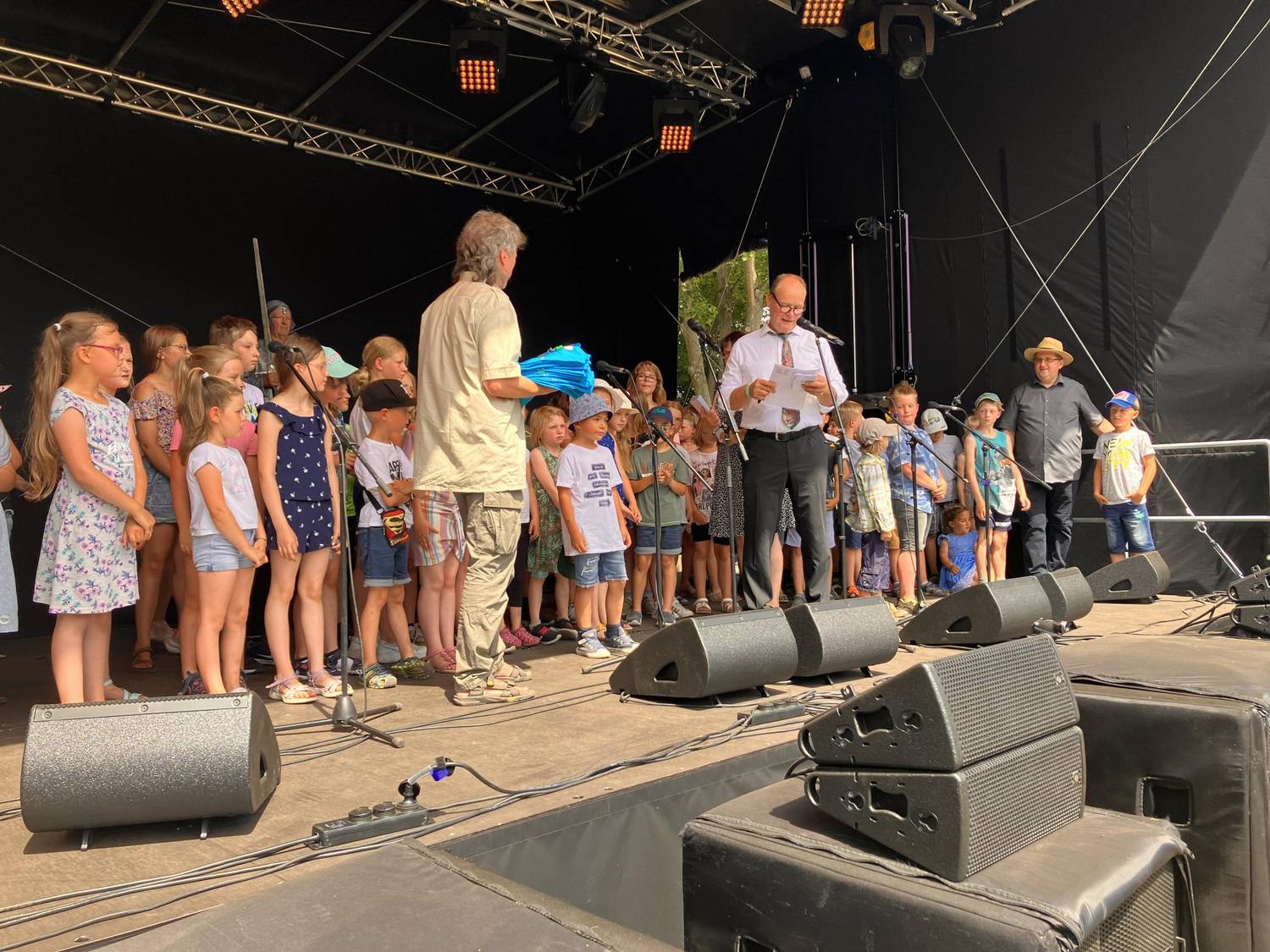 2022 06 18 vo ernennung junior ranger 2 © Biosphaerenreservat Drömling