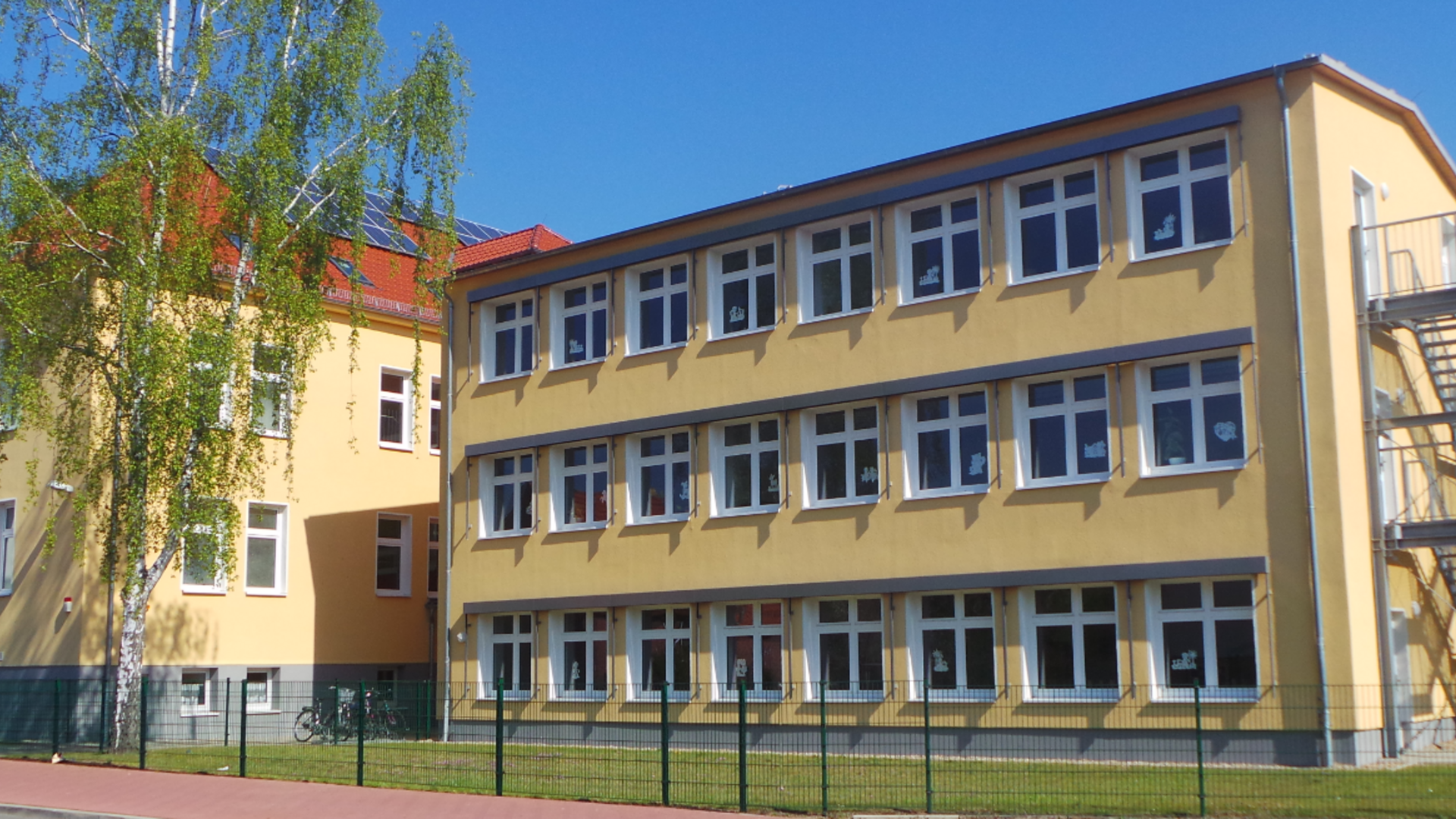 Außenansicht des Hort Außenansicht des Hort